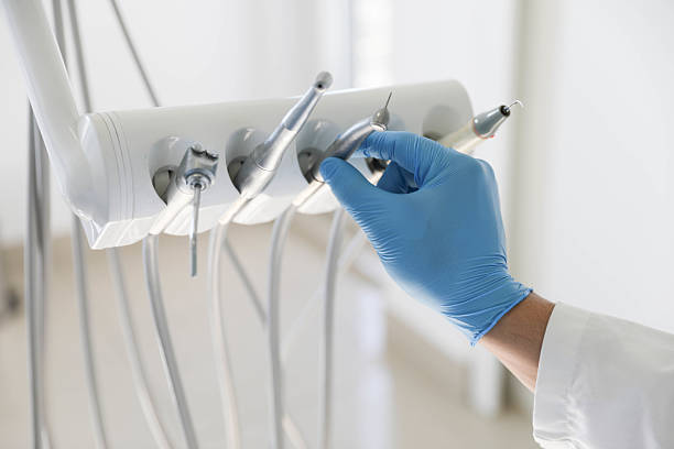 Professional Tooth Extraction technician working in Lafourche Crossing, LA